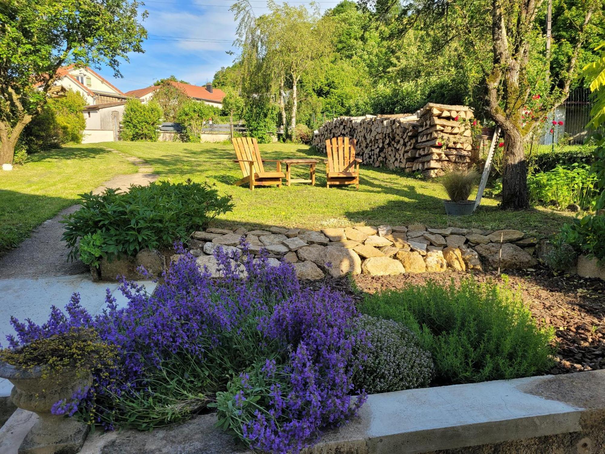 Maison Lombardi - Gite 6 Personnes 4 Etoiles Dun-sur-Meuse Exteriör bild