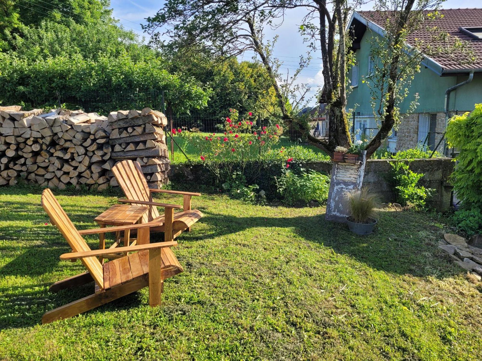 Maison Lombardi - Gite 6 Personnes 4 Etoiles Dun-sur-Meuse Exteriör bild